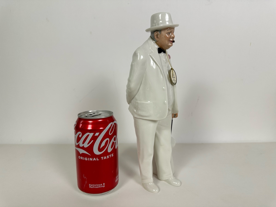 Royal Doulton Sir Winston Churchill Hand Painted Porcelain Figurine HN3057 With Glass Dome And Wooden Stand 10.5H [Photo 12]