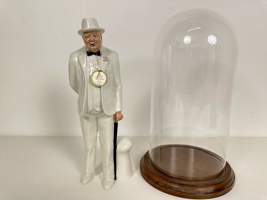 Royal Doulton Sir Winston Churchill Hand Painted Porcelain Figurine HN3057 With Glass Dome And Wooden Stand 10.5H [Photo 3]