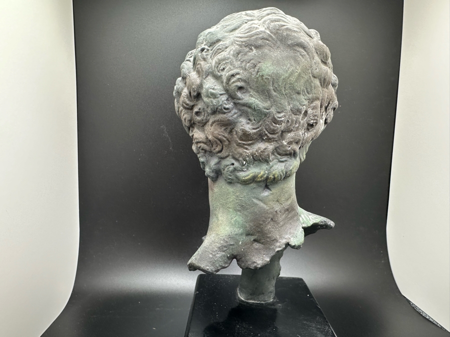 Small Resin Bust 8H [Photo 3]