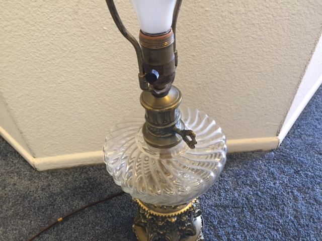 Vintage Brass Lamp [Photo 6]