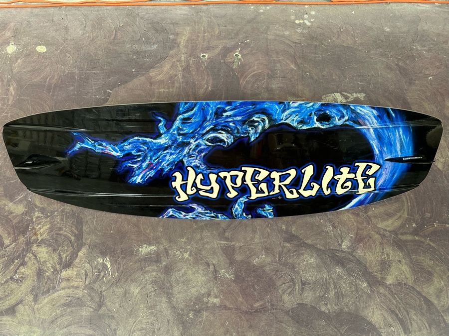 Hyperlite Shaun Murray Belmont 140 Wakeboard [Photo 7]