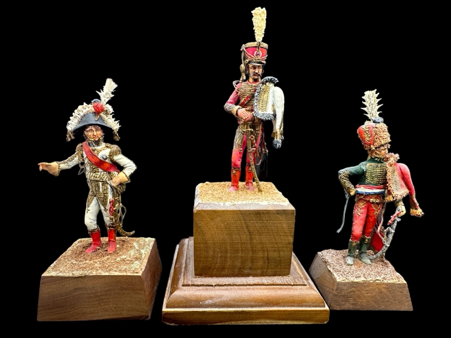 Hand Painted Plastic Miniature Military Figurines Toy Soldiers By Dr. David D. Michaels 3H [Photo 1]