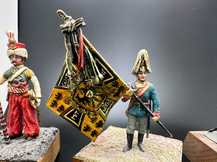 Hand Painted Metal Tin Miniature Military Figurines Toy Soldiers By Dr. David D. Michaels 4H [Photo 4]