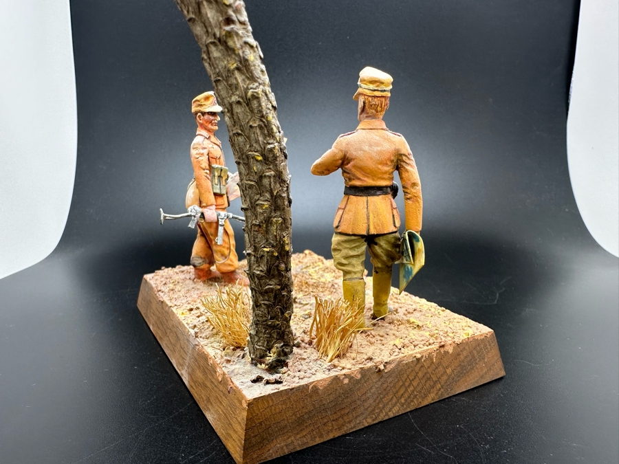 Hand Painted Metal Tin Miniature Military Figurines Toy Soldiers By Dr. David D. Michaels 4W X 3D X 7H [Photo 10]