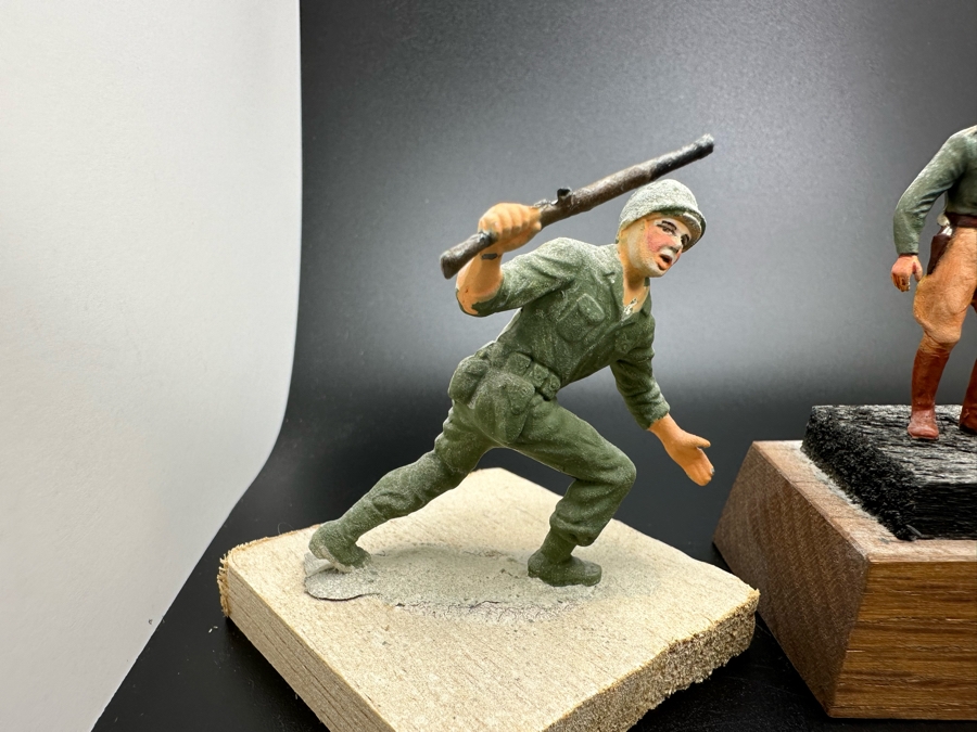 Hand Painted Metal Tin / Plastic Miniature Military Figurines Toy Soldiers By Dr. David D. Michaels 2.25H-5H (Middle Figurines Are Plastic / Outer Figurines Are Metal) [Photo 3]