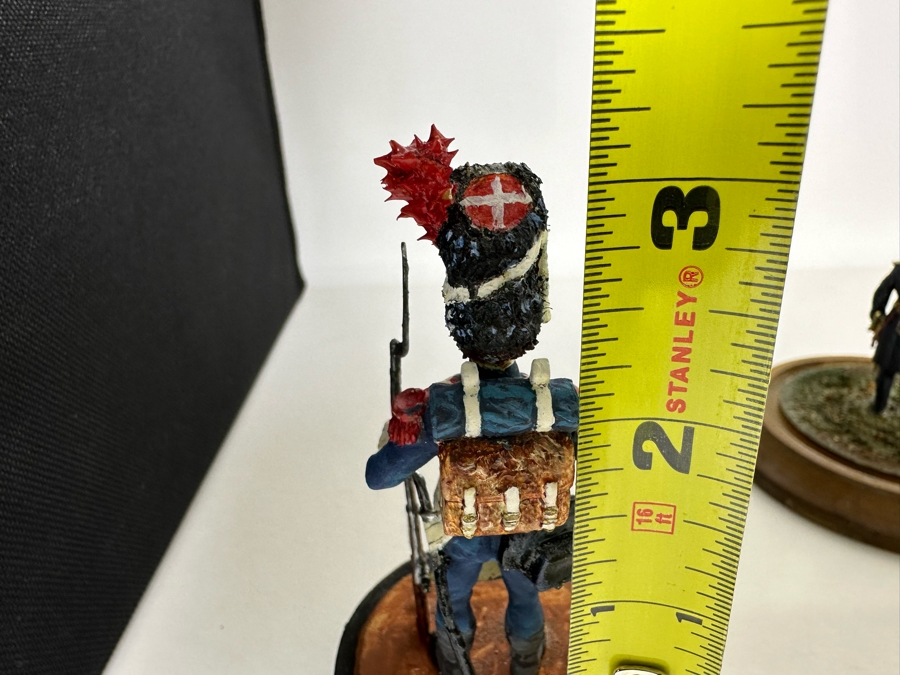 Hand Painted Metal Tin Miniature Military Figurines Toy Soldiers By Dr. David D. Michaels 2.5H-3H (Outer Figurines Have Glass Domes) [Photo 11]