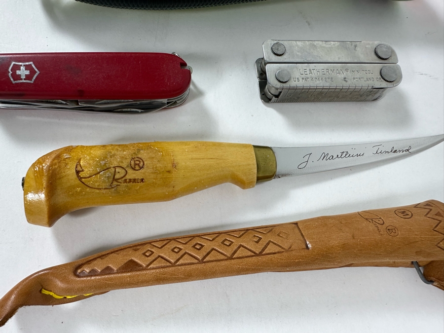 PENN 6500SS Fishing Reel, Daiwa PR1-5Bi Fishing Reel, Various Fishing Lures Including Salt Water Lures, Finland Knife With Sheath And Swiss Army Knife [Photo 15]