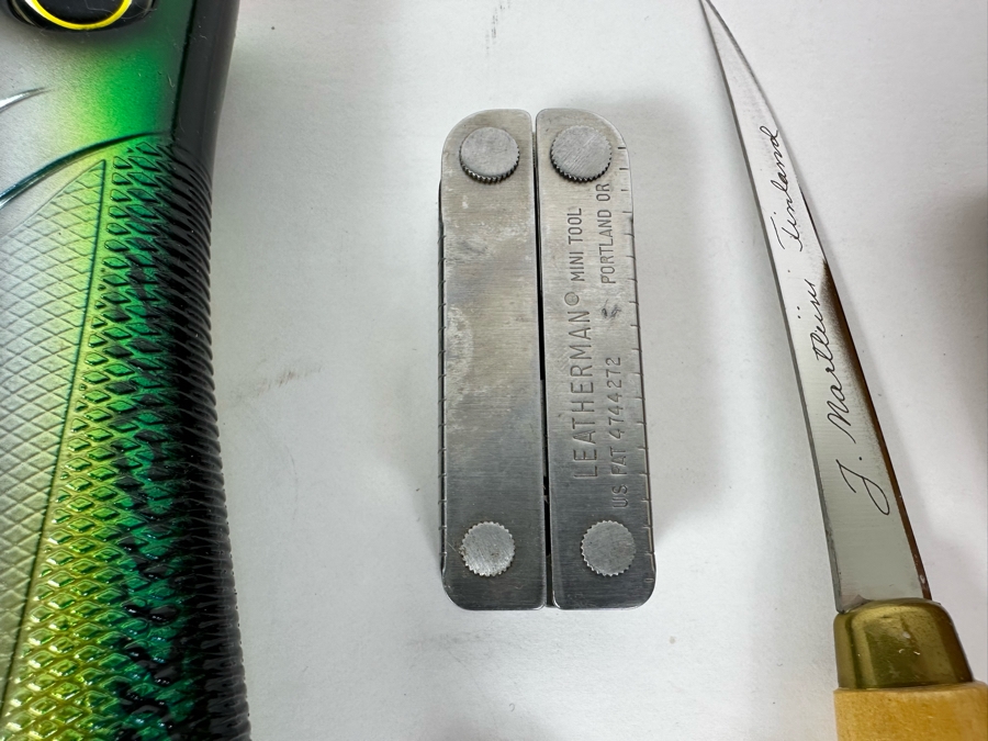 PENN 6500SS Fishing Reel, Daiwa PR1-5Bi Fishing Reel, Various Fishing Lures Including Salt Water Lures, Finland Knife With Sheath And Swiss Army Knife [Photo 13]