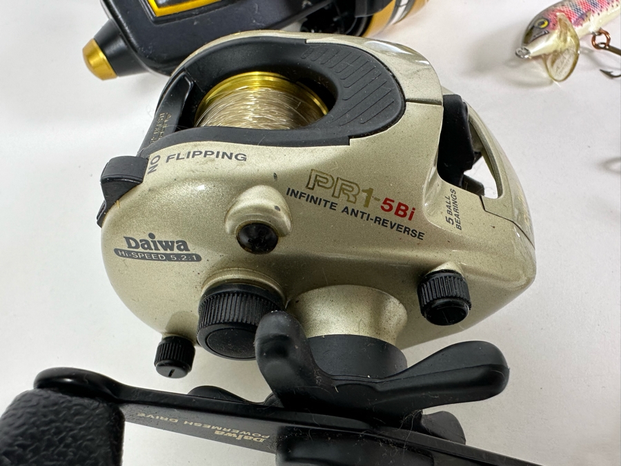 PENN 6500SS Fishing Reel, Daiwa PR1-5Bi Fishing Reel, Various Fishing Lures Including Salt Water Lures, Finland Knife With Sheath And Swiss Army Knife [Photo 6]