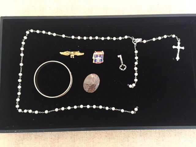 Jewelry Lot [Photo 2]