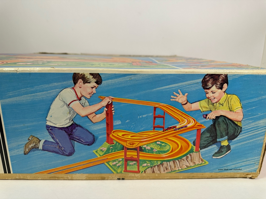 Vintage 1969 Mattel Hot Wheels Hazard Hill Race Set With Two Redline Hot Wheel Cars (Chaparral 2G) And Original Box And Instructions [Photo 7]