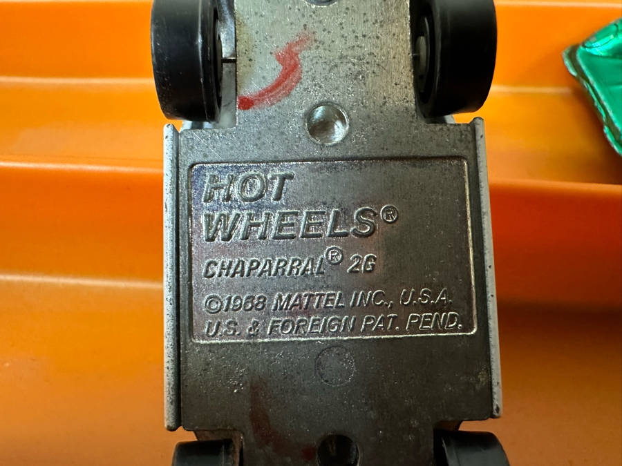 Vintage 1969 Mattel Hot Wheels Hazard Hill Race Set With Two Redline Hot Wheel Cars (Chaparral 2G) And Original Box And Instructions [Photo 19]