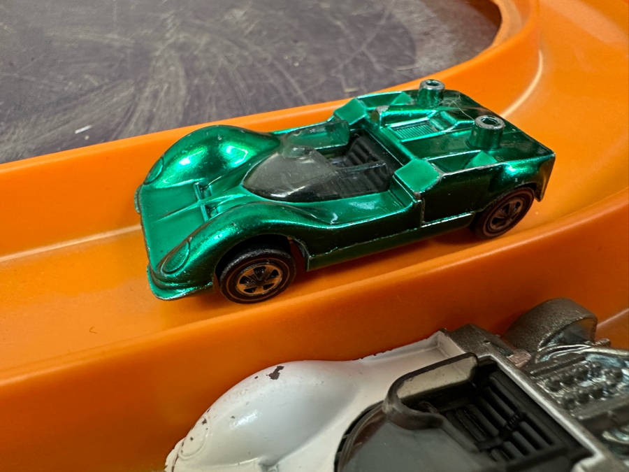 Vintage 1969 Mattel Hot Wheels Hazard Hill Race Set With Two Redline Hot Wheel Cars (Chaparral 2G) And Original Box And Instructions [Photo 17]