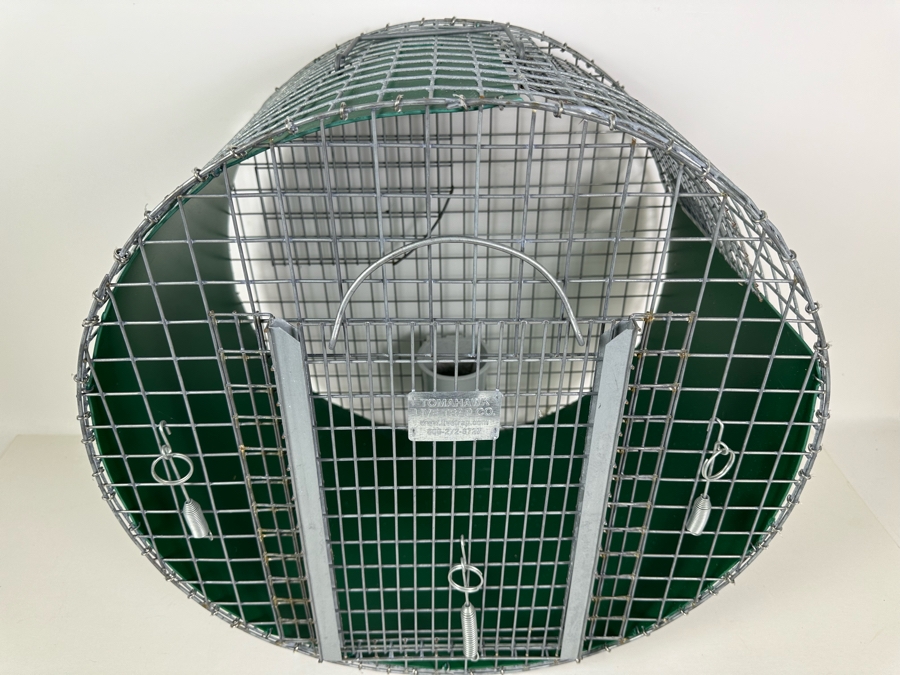 Tomahawk Live Trap Co Humane Animal Cage 19W X 12D X 19H [Photo 2]