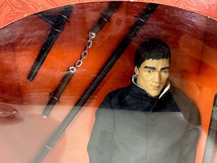 Vintage Bruce Lee Action Figure Toy By Creation Entertainment 1999 13H [Photo 4]