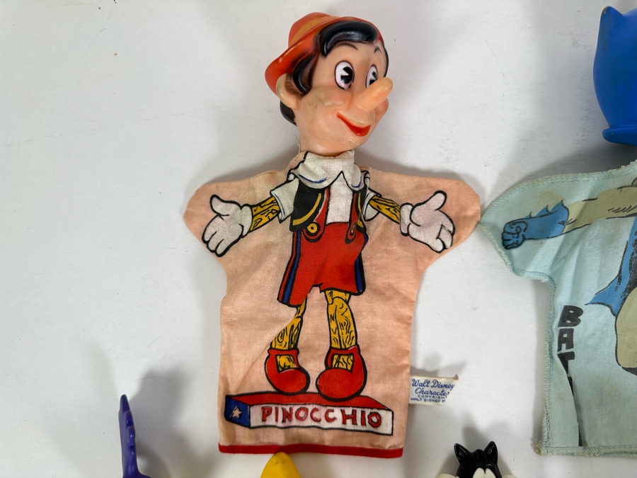 Vintage Hand Puppets: 1966 Batman, Walt Disney's Pinocchio, Dennis The Menace & (3) Looney Tunes Heads [Photo 5]