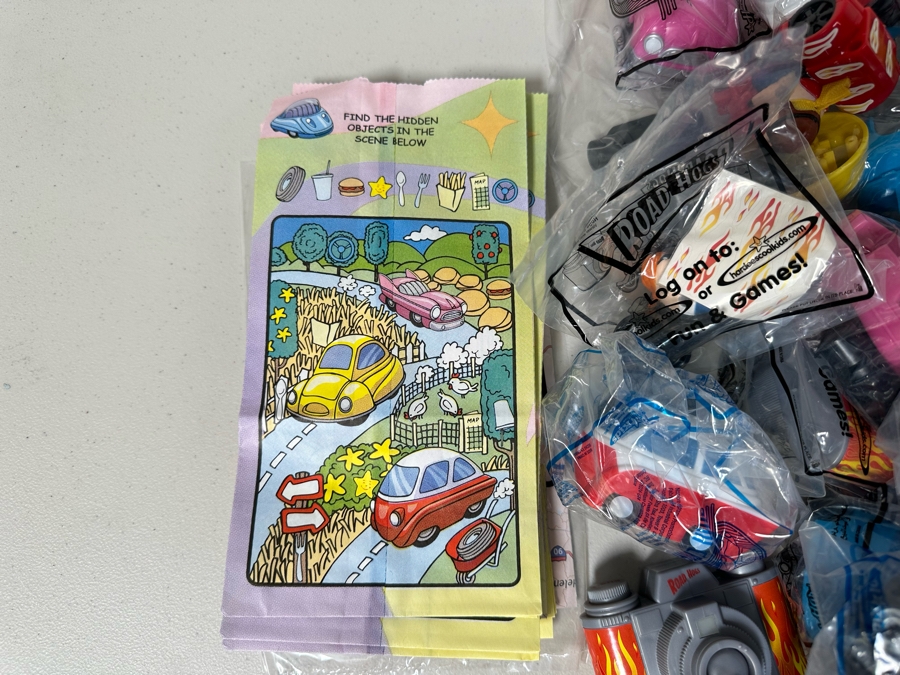 Road Hogs Carl's Jr. / Hardee's Happy / Kid's Meal Toys & Micro Cars Project Box With Prototype Toy Samples Cool Kids Designed By The CDM Company 2008 [Photo 10]