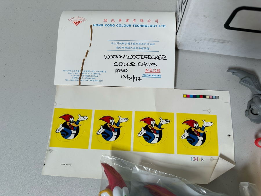 Woody Woodpecker Carl's Jr. / Hardee's Happy / Kid's Meal Toys Project Box With Prototype Toy Samples Cool Kids Designed By The CDM Company 1998 [Photo 10]