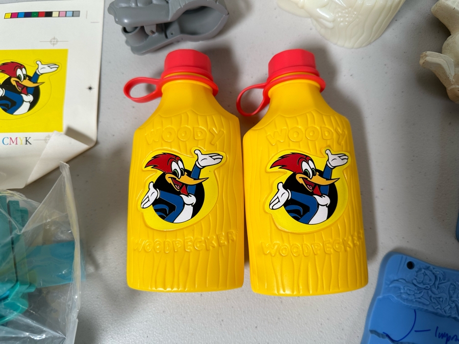 Woody Woodpecker Carl's Jr. / Hardee's Happy / Kid's Meal Toys Project Box With Prototype Toy Samples Cool Kids Designed By The CDM Company 1998 [Photo 9]