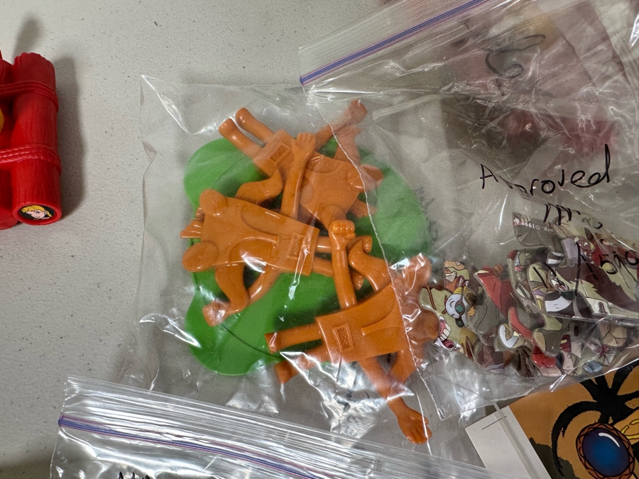 Jumanji The Animated Series Dairy Queen Happy / Kid's Meal Toys Project Box With Prototype Toy Samples Designed By The CDM Company 1999 [Photo 10]