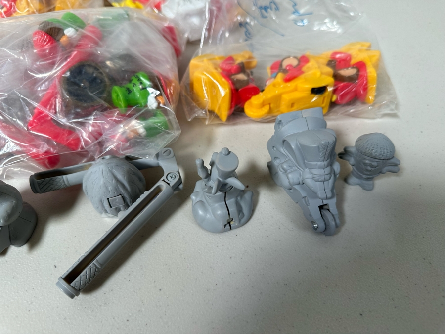 The Nuttiest Nutcracker Carl's Jr. / Hardee's Happy / Kid's Meal Toys Project Box With Prototype Toy Samples Cool Kids Designed By The CDM Company 1999 [Photo 9]