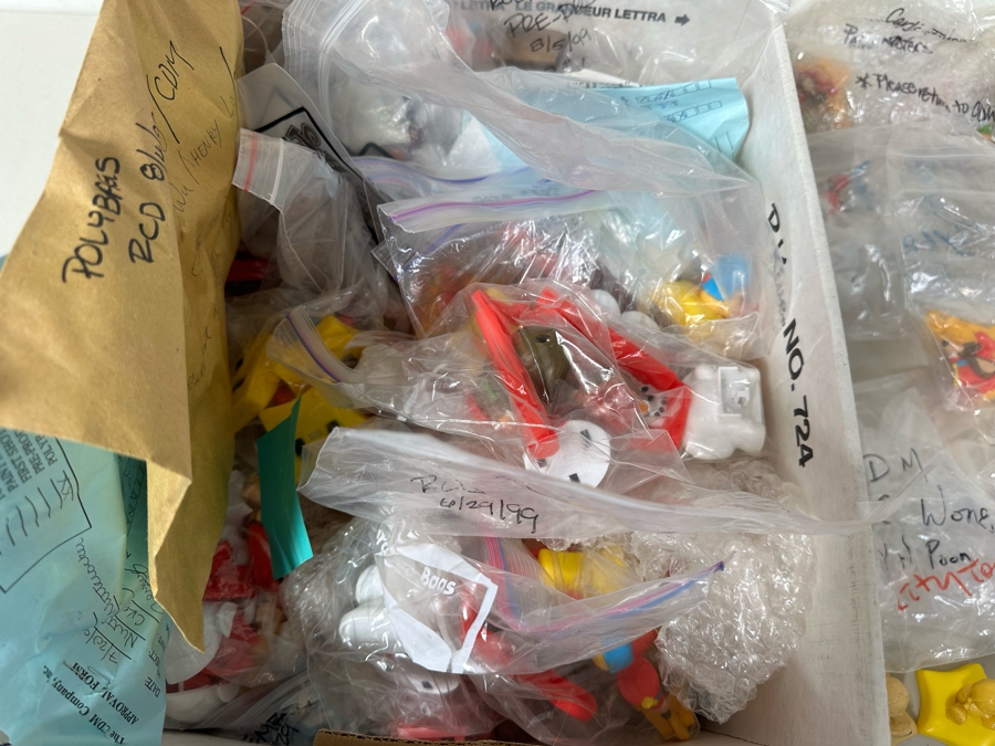 The Nuttiest Nutcracker Carl's Jr. / Hardee's Happy / Kid's Meal Toys Project Box With Prototype Toy Samples Cool Kids Designed By The CDM Company 1999 [Photo 17]