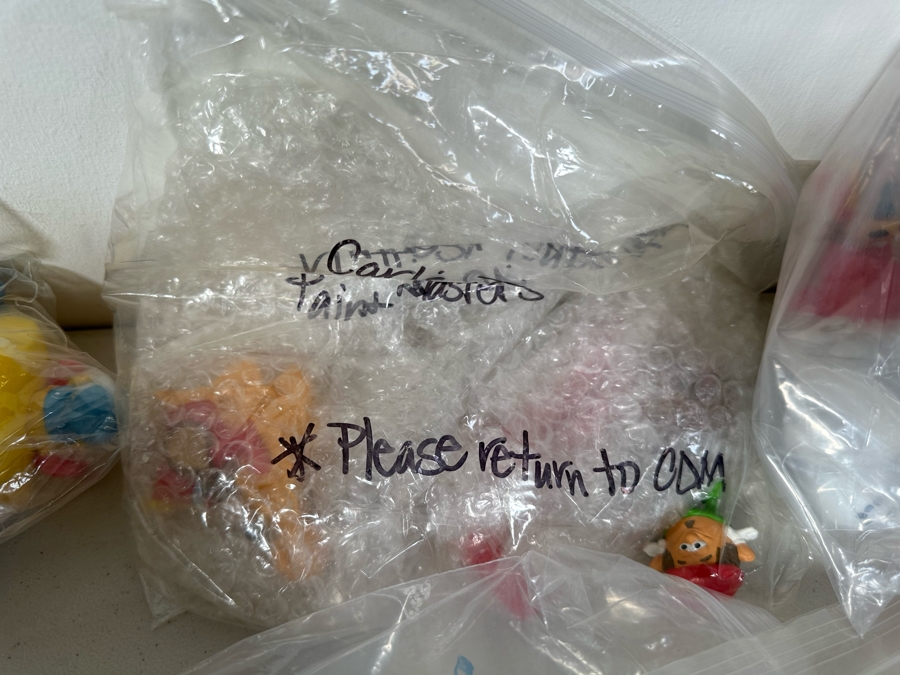 The Nuttiest Nutcracker Carl's Jr. / Hardee's Happy / Kid's Meal Toys Project Box With Prototype Toy Samples Cool Kids Designed By The CDM Company 1999 [Photo 15]