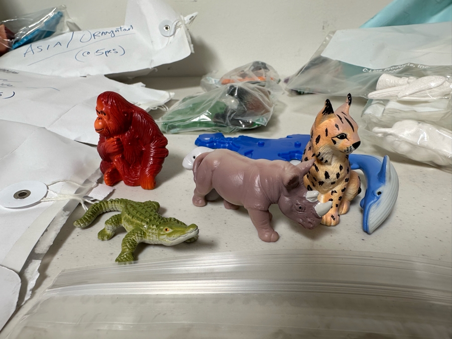 National Wildlife Federation Dairy Queen Happy / Kid's Meal Toys Project Box With Prototype Toy Samples Designed By The CDM Company 1996 [Photo 8]