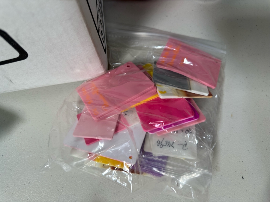 Pink Panther Carl's Jr. / Hardee's Happy / Kid's Meal Toys Project Box With Prototype Toy Samples Cool Kids Designed By The CDM Company 1999 [Photo 14]