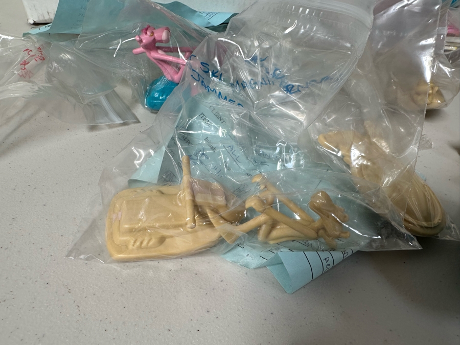 Pink Panther Carl's Jr. / Hardee's Happy / Kid's Meal Toys Project Box With Prototype Toy Samples Cool Kids Designed By The CDM Company 1999 [Photo 11]