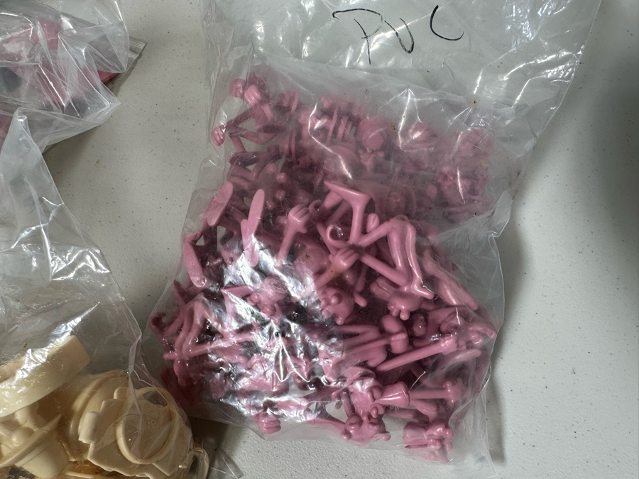 Pink Panther Carl's Jr. / Hardee's Happy / Kid's Meal Toys Project Box With Prototype Toy Samples Cool Kids Designed By The CDM Company 1999 [Photo 7]