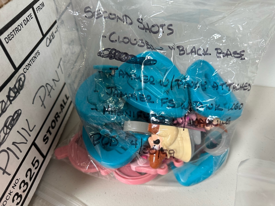 Pink Panther Carl's Jr. / Hardee's Happy / Kid's Meal Toys Project Box With Prototype Toy Samples Cool Kids Designed By The CDM Company 1999 [Photo 10]