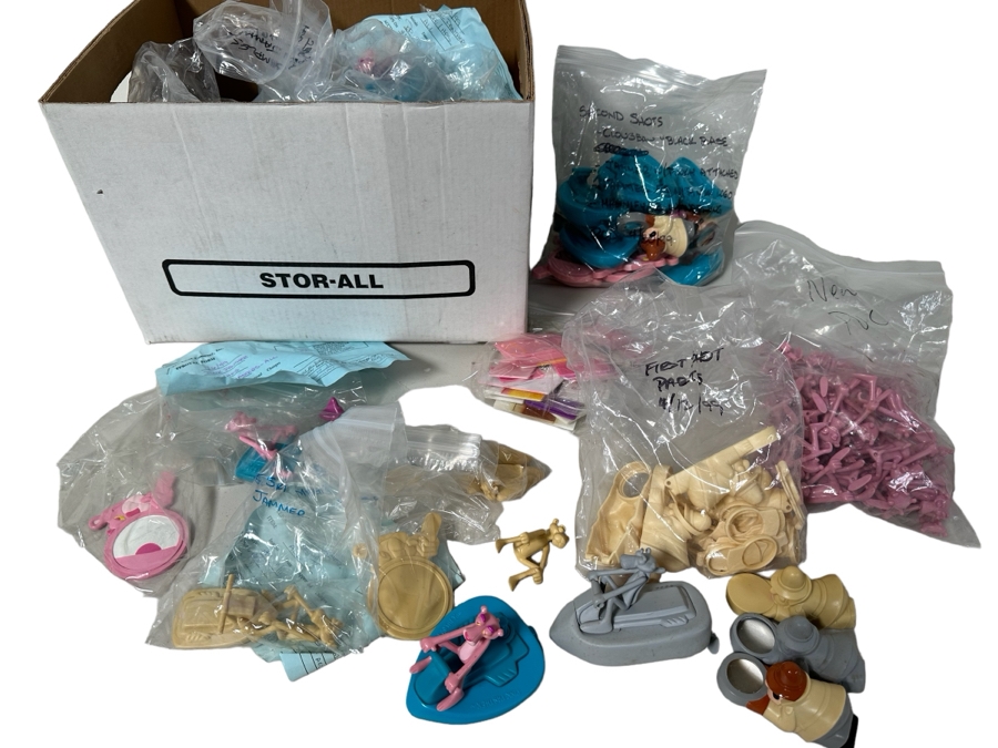 Pink Panther Carl's Jr. / Hardee's Happy / Kid's Meal Toys Project Box With Prototype Toy Samples Cool Kids Designed By The CDM Company 1999 [Photo 1]