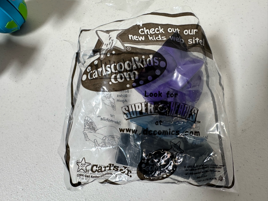 DC Comics Super Heroes Superman, Batman, The Joker & Wonder Woman Carl's Jr. / Hardee's Happy / Kid's Meal Toys Project Box With Prototype Toy Samples Cool Kids Designed By The CDM Company 2000 - See Photos For Additional Items Inside Box [Photo 27]