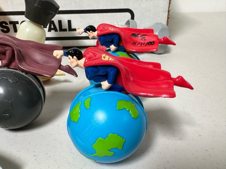 DC Comics Super Heroes Superman, Batman, The Joker & Wonder Woman Carl's Jr. / Hardee's Happy / Kid's Meal Toys Project Box With Prototype Toy Samples Cool Kids Designed By The CDM Company 2000 - See Photos For Additional Items Inside Box [Photo 33]