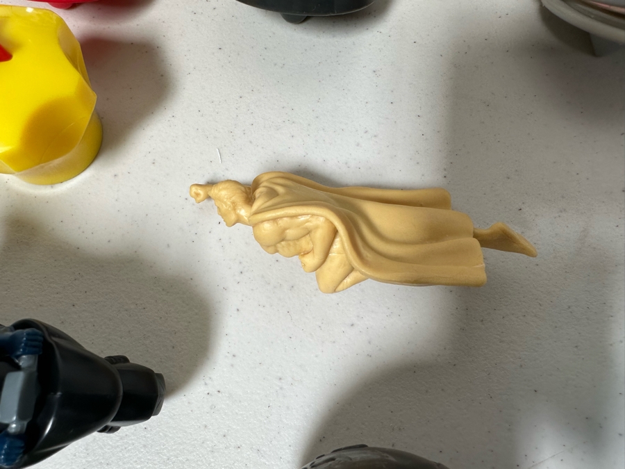 DC Comics Super Heroes Superman, Batman, The Joker & Wonder Woman Carl's Jr. / Hardee's Happy / Kid's Meal Toys Project Box With Prototype Toy Samples Cool Kids Designed By The CDM Company 2000 - See Photos For Additional Items Inside Box [Photo 9]