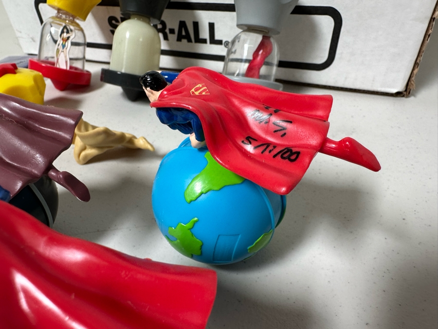 DC Comics Super Heroes Superman, Batman, The Joker & Wonder Woman Carl's Jr. / Hardee's Happy / Kid's Meal Toys Project Box With Prototype Toy Samples Cool Kids Designed By The CDM Company 2000 - See Photos For Additional Items Inside Box [Photo 14]