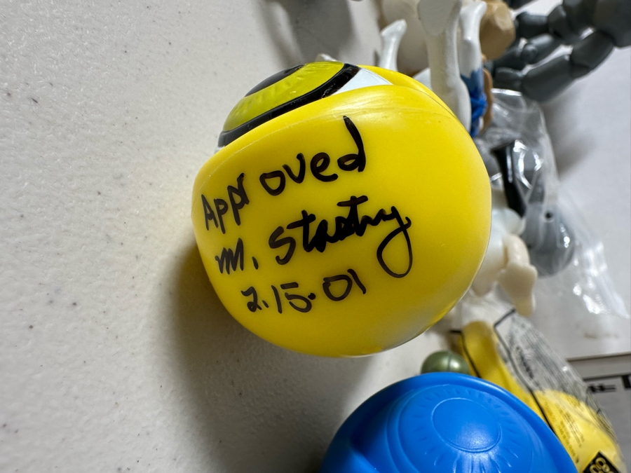 Monster Rancher Carl's Jr. / Hardee's Happy / Kid's Meal Toys Project Box With Prototype Toy Samples Cool Kids Designed By The CDM Company 2001 [Photo 15]