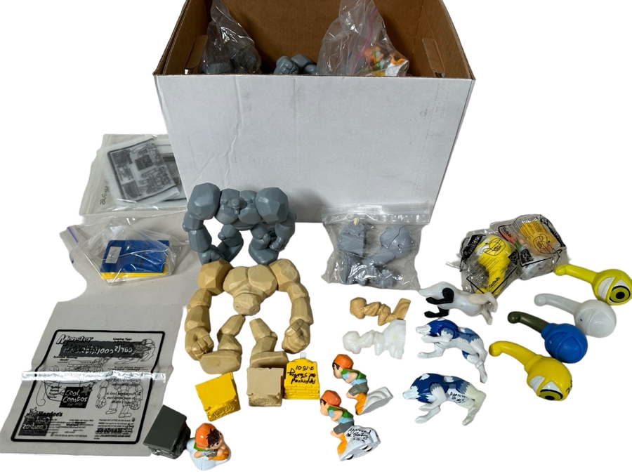 Monster Rancher Carl's Jr. / Hardee's Happy / Kid's Meal Toys Project Box With Prototype Toy Samples Cool Kids Designed By The CDM Company 2001