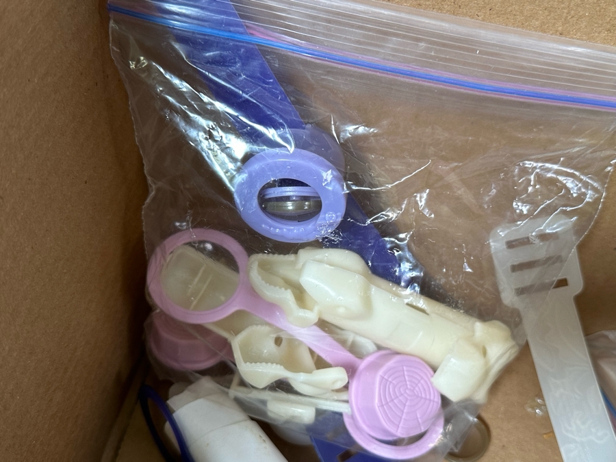 Lego Dino Island Adventurers Loews / AMC Movie Theaters Promotional Toys Project Box With Prototype Toy Samples Designed By The CDM Company 2000 [Photo 16]