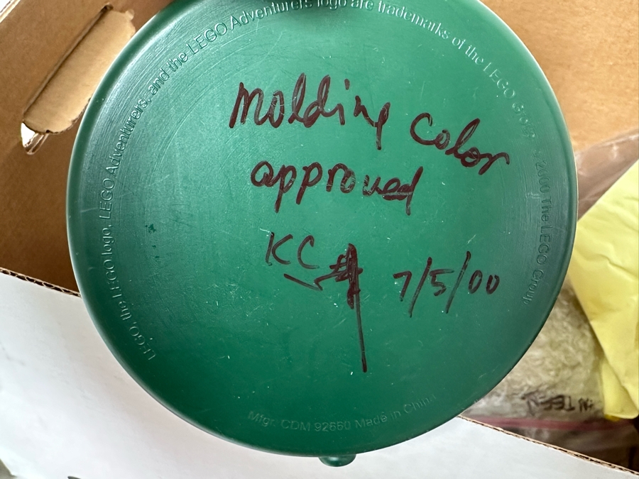 Lego Dino Island Adventurers Loews / AMC Movie Theaters Promotional Toys Project Box With Prototype Toy Samples Designed By The CDM Company 2000 [Photo 17]