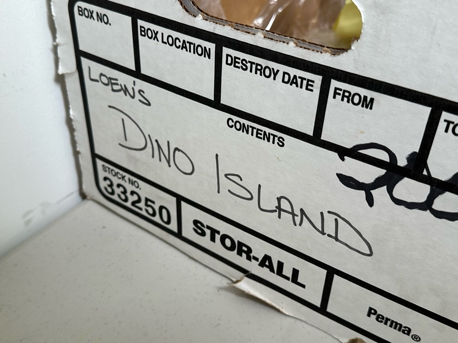 Lego Dino Island Adventurers Loews / AMC Movie Theaters Promotional Toys Project Box With Prototype Toy Samples Designed By The CDM Company 2000 [Photo 18]