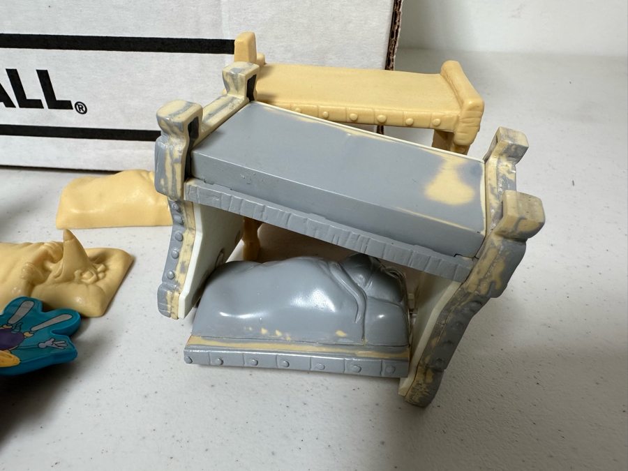 The Brothers Flub Animated TV Series Carl's Jr. / Hardee's Happy / Kid's Meal Toys Project Box With Prototype Toy Samples Cool Kids Designed By The CDM Company 2000 [Photo 9]