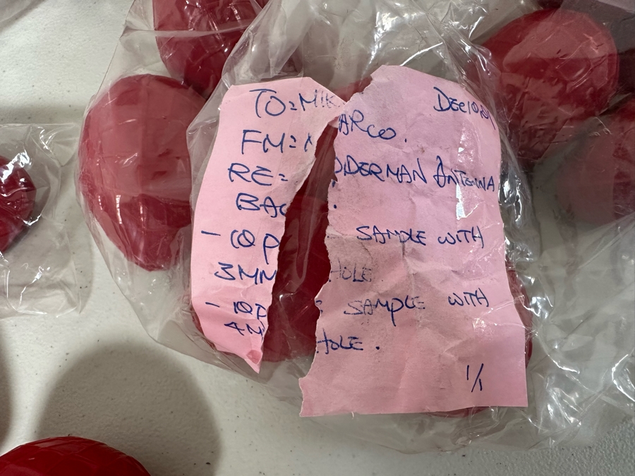 Marvel's Spider-Man Antenna Balls Carl's Jr. / Hardee's Happy / Kid's Meal Toys Project Box With Prototype Toy Samples (Some Hand Painted) Cool Kids Designed By The CDM Company 2002 - See Photos For Additional Sealed Spider-Man Antenna Balls [Photo 10]