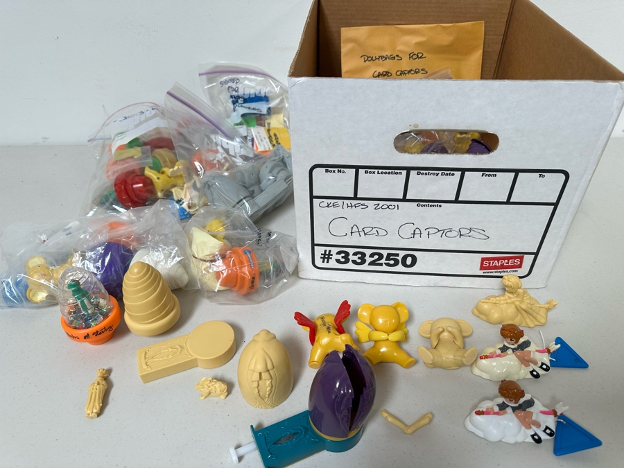 Cardcaptor Sakura Japanese Manga Carl's Jr. / Hardee's Happy / Kid's Meal Toys Project Box With Prototype Toy Samples Cool Kids Designed By The CDM Company 2002 [Photo 22]