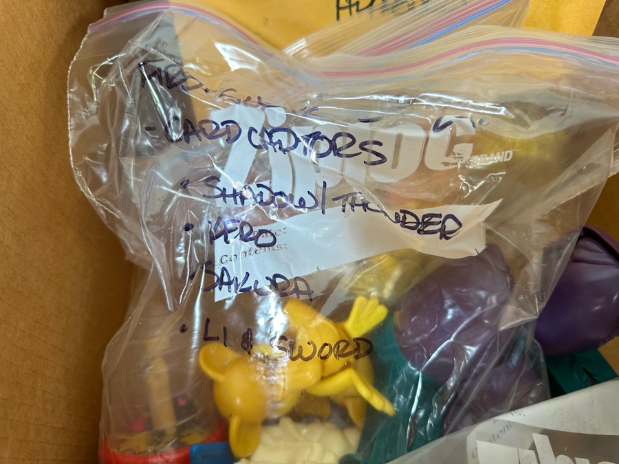 Cardcaptor Sakura Japanese Manga Carl's Jr. / Hardee's Happy / Kid's Meal Toys Project Box With Prototype Toy Samples Cool Kids Designed By The CDM Company 2002 [Photo 16]