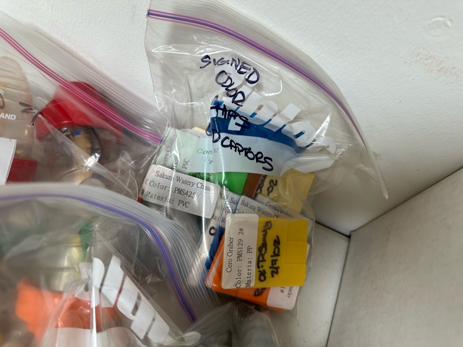 Cardcaptor Sakura Japanese Manga Carl's Jr. / Hardee's Happy / Kid's Meal Toys Project Box With Prototype Toy Samples Cool Kids Designed By The CDM Company 2002 [Photo 15]