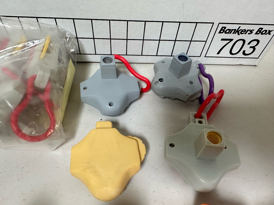 Digimon: Digital Monsters Animated TV Show Carl's Jr. / Hardee's Happy / Kid's Meal Toys Project Box With Prototype Toy Samples Cool Kids Designed By The CDM Company 2002 [Photo 5]