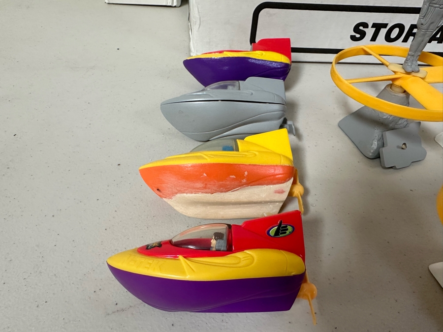 Mattel's Max Steel Carl's Jr. / Hardee's Happy / Kid's Meal Toys Project Box With Prototype Toy Samples Cool Kids Designed By The CDM Company 2001 [Photo 4]