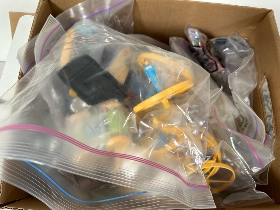 Mattel's Max Steel Carl's Jr. / Hardee's Happy / Kid's Meal Toys Project Box With Prototype Toy Samples Cool Kids Designed By The CDM Company 2001 [Photo 15]